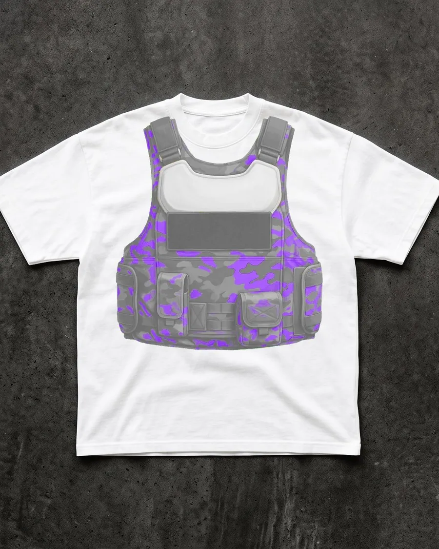 Remera oversize Beyond Limits Blanca con violeta