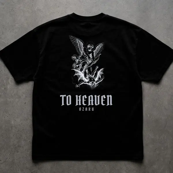 Remera oversize To Heaven negra con plata, talles M a 2XL: remera oversize estampada ángel (foto 2)